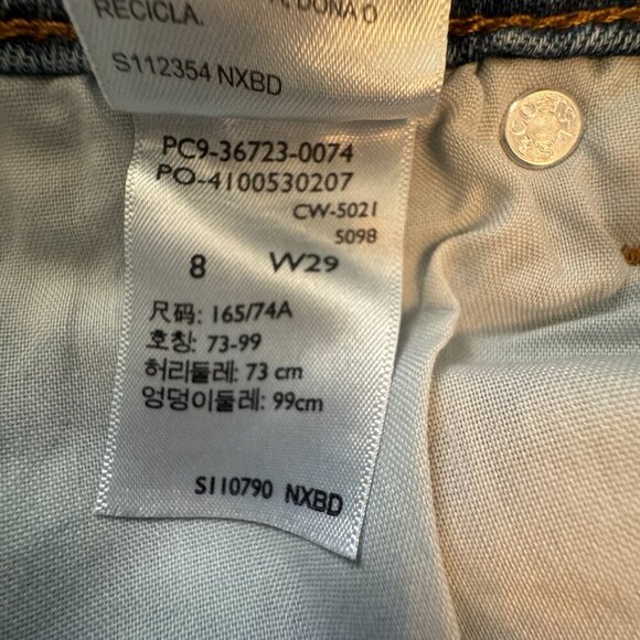 Denizen from Levi's Boyfriend Light Blue Distressed Cuffed Jeans Size 8 / W29 - Picture 11 of 11